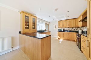 Kitchen- click for photo gallery